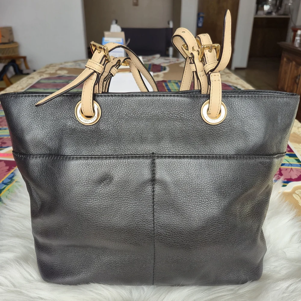 Michael Kors Black Tote with‎ Tan Handles ⚠️⬇️